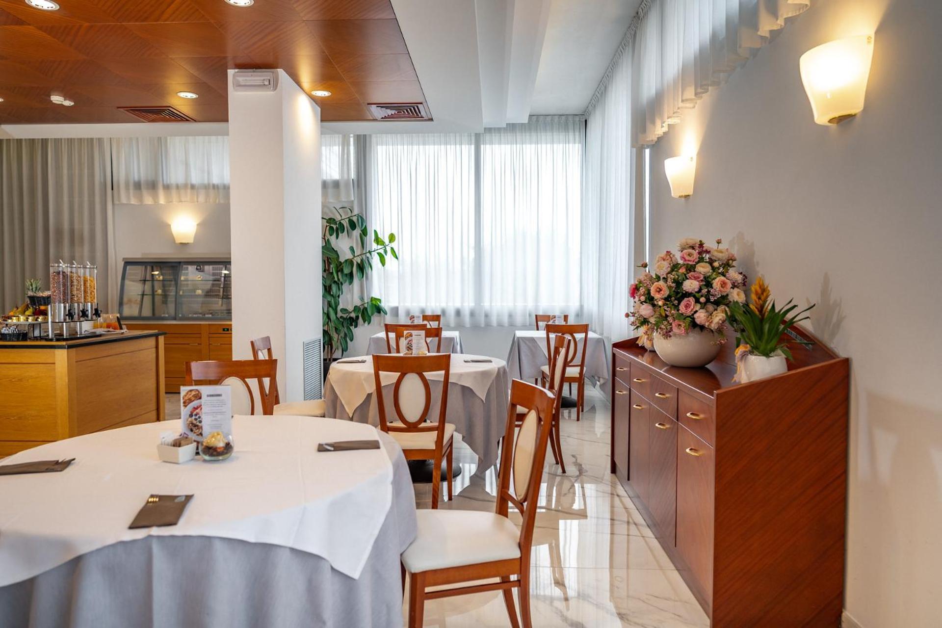 Prealpi Hotel Σαν Βεντεμιάνο Εξωτερικό φωτογραφία